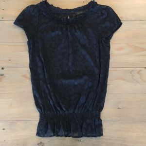 ❌ donated ❌Excellent condition blouse by The Limited